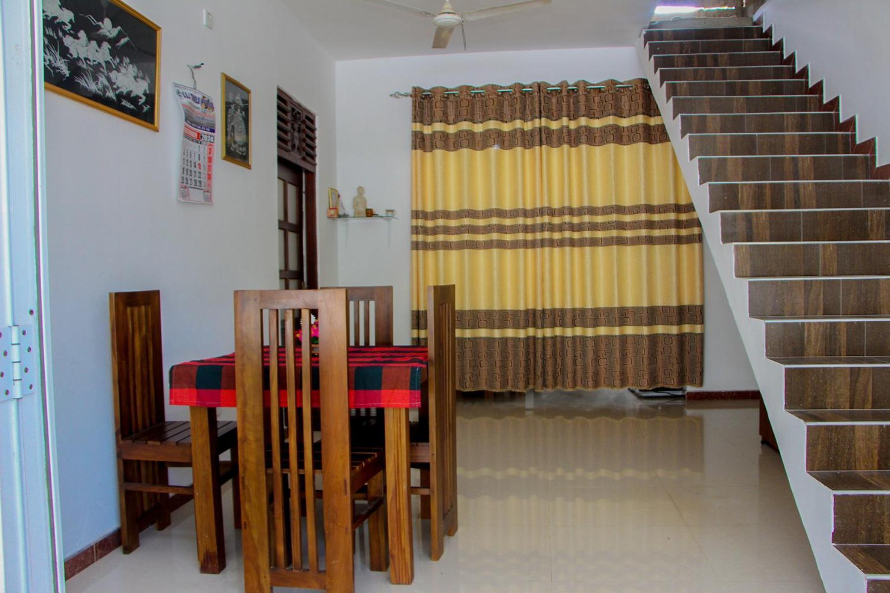 Sasmika Villa Surf And Yoga Hostel Weligama Buitenkant foto