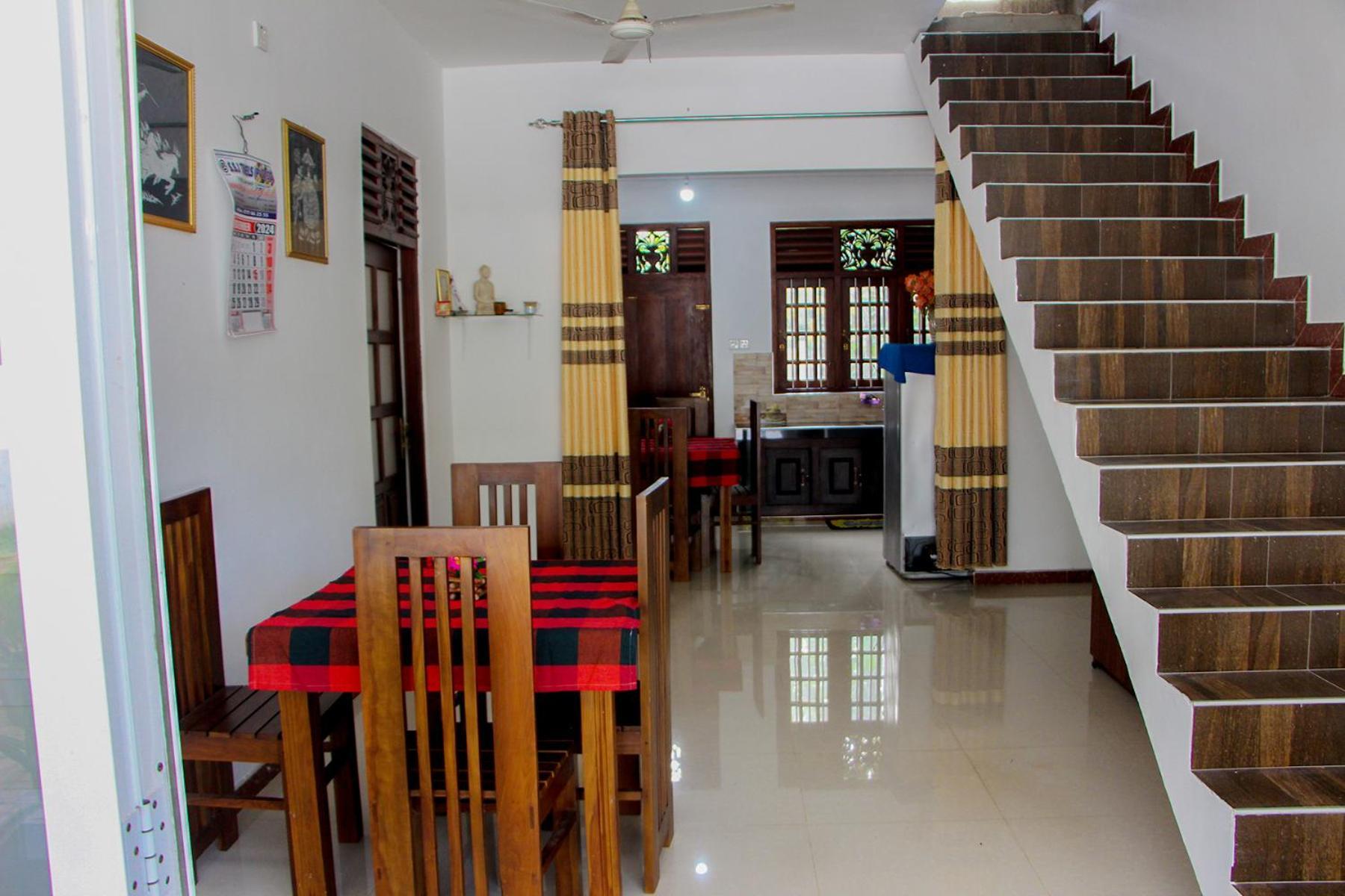 Sasmika Villa Surf And Yoga Hostel Weligama Buitenkant foto